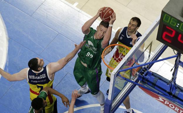 Omic ya tiene la libertad del Efes