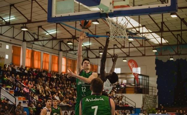 Rosa, Stilma, Ibáñez y Carralero, los canteranos en la pretemporada del Unicaja