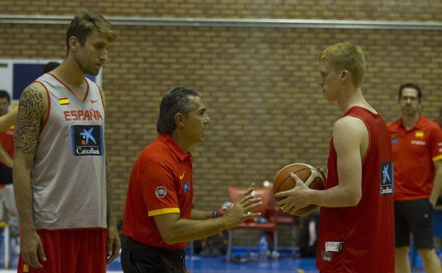 Alberto Díaz y Dani Díez, pendientes hoy de la preselección de Scariolo