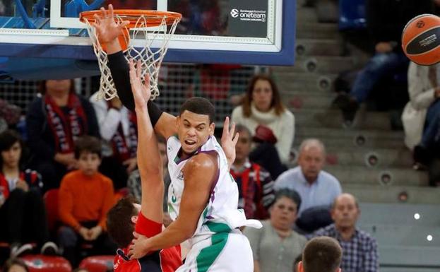 El Unicaja se mide hoy al Baskonia, su bestia negra de esta temporada