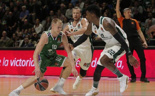 El Unicaja dice adiós a la Euroliga con la cabeza alta