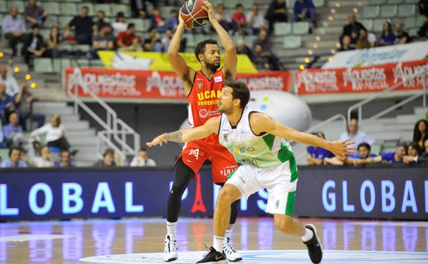 El Unicaja ya busca base