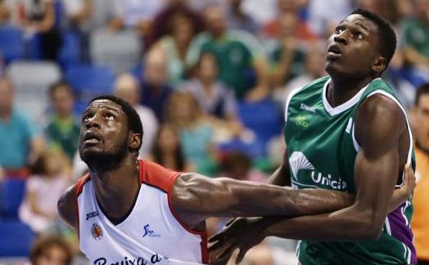 El Unicaja le busca destino a Romaric y Soluade para cederlos