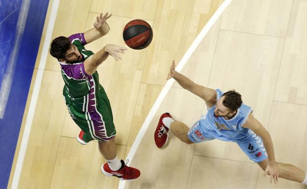 El Unicaja se apunta a la fiesta del triple