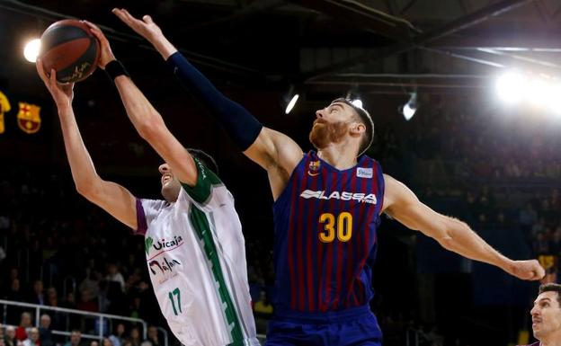 El Unicaja pierde en Barcelona (94-83)