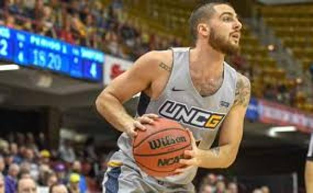 Francis Alonso, citado por los Charlotte Hornets