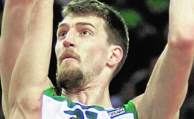 Kuzmic, ex del Unicaja, en coma tras sufrir un accidente de tráfico