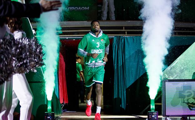 El Unicaja hace oficial el fichaje de Melvin Ejim y da la plantilla por cerrada