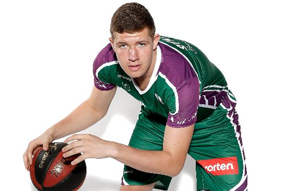 Stilma no saldrá cedido y será el jugador número trece del Unicaja