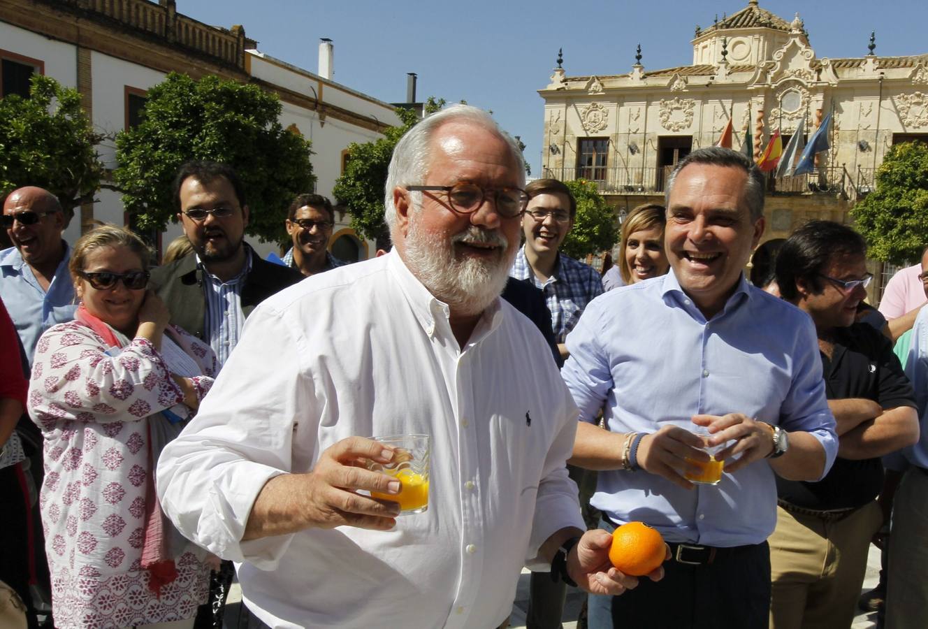 Arias Cañete: "El PP lleva la agricultura, la ganadería y la pesca en el corazón"