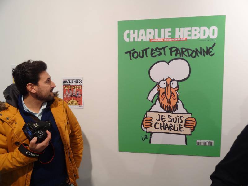 La Alianza Francesa rinde homenaje a las víctimas de 'Charlie Hebdo' con una exposición en Málaga