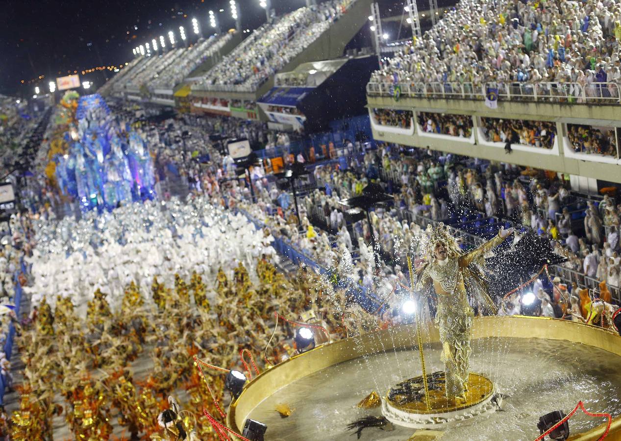 Brasil celebra su gran fiesta