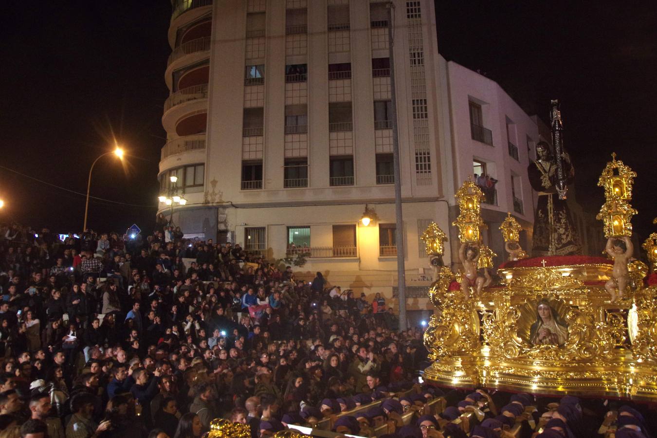 Desfile procesional del Nazareno del Paso y la Esperanza