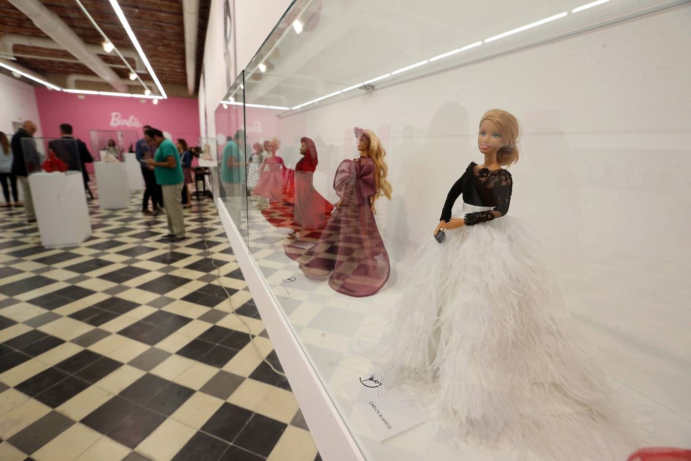 Las mejores fotos de la exposición 'Barbie y la historia de la moda' (I)