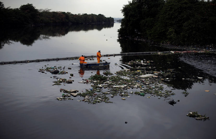 Limpieza del Río Meriti en Brasil