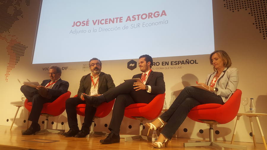 Fotos de la jornada del foro Futuro en Español en la capital malagueña