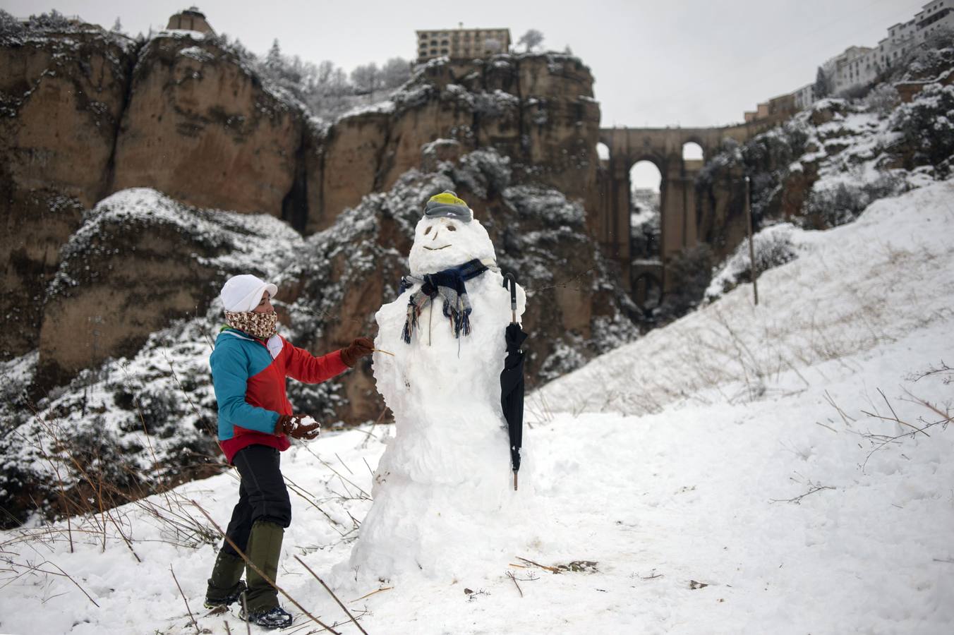 Las 20 mejores imágenes de la nevada en la provincia de Málaga