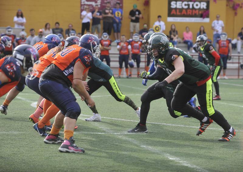 Fotos de Los Potros, campeones de la Liga Andaluza de fútbol americano