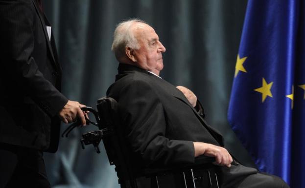Kohl, un coloso identificado con la unidad de Alemania y de Europa