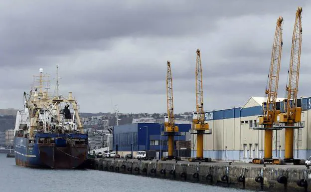 La patronal de la estiba rechaza la propuesta sindical por infringir la ley y los paros en los puertos vuelven el lunes