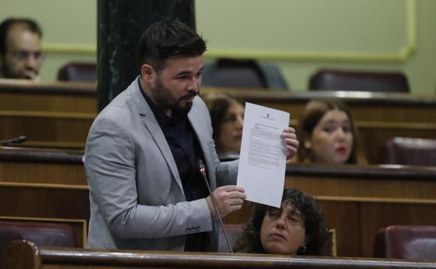 Rufián exige la dimisión de Zoido por «miserable»