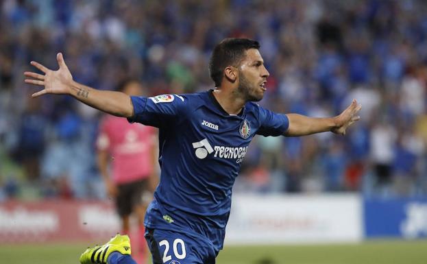 Dos goles del malagueño Dani Pacheco dan el ascenso al Getafe