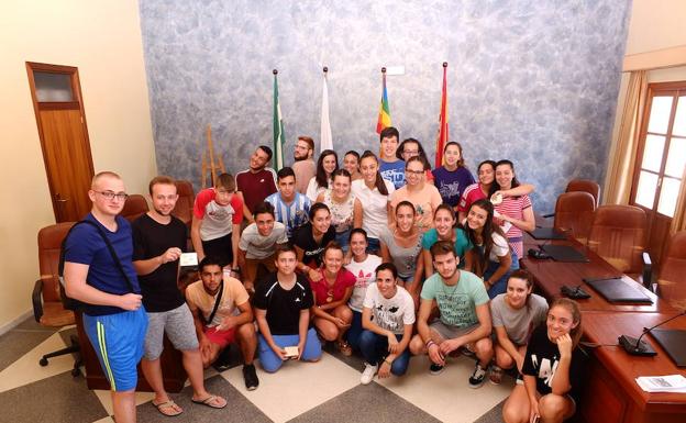 Alameda premia con piscina gratis a los alumnos de 4º de ESO con todo aprobado