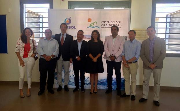 Empresas de agua de la Costa y la universidad se alían contra las natas en las playas