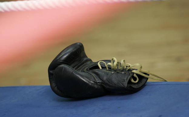 López Clavero y Lejarraga, atractivos en la velada de boxeo de Holiday World