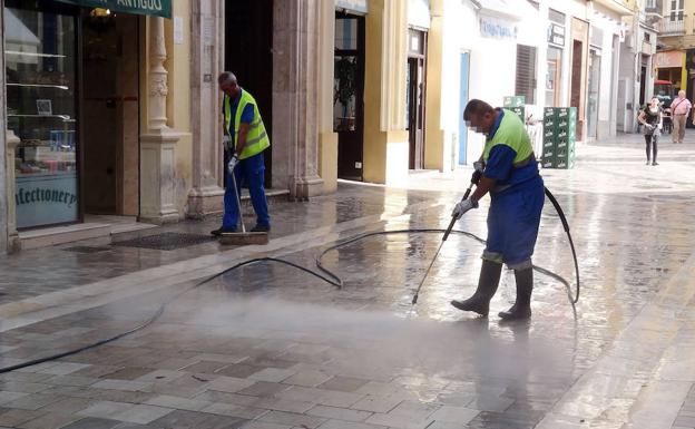 El alcalde confirma que si Limasa se privatiza será en un modelo «unitario»