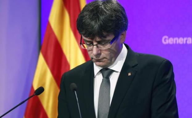 Puigdemont cree que «harían falta diez transiciones» para garantizar una regeneración del Estado