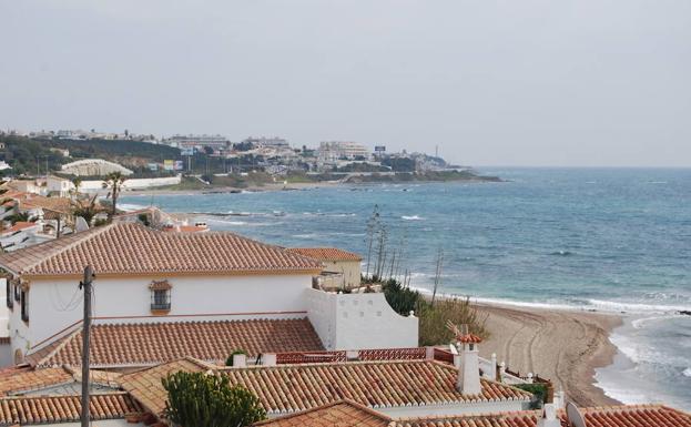 Un policía fuera de servicio evita una agresión a una mujer en Mijas