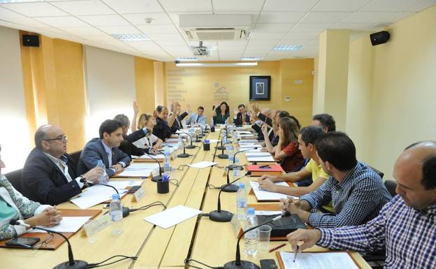 Una sentencia anula el cambio de estatutos y pone en duda la continuidad del PP al frente de la Mancomunidad