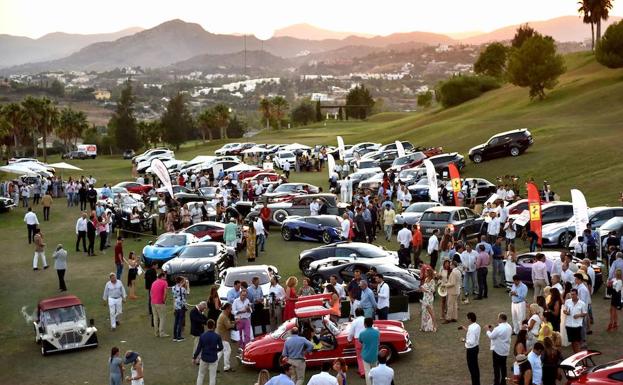 Motores de lujo, caballos con historia y glamour