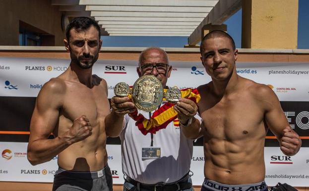 Lleno en el Holiday World para conocer al campeón de España de superwelter