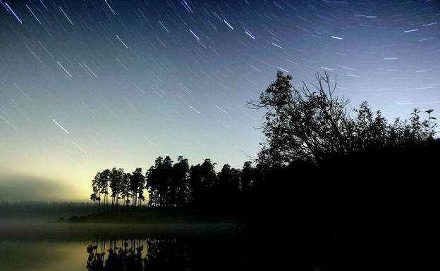 Málaga vive el sábado la lluvia de Perseidas, las estrellas fugaces más espectaculares