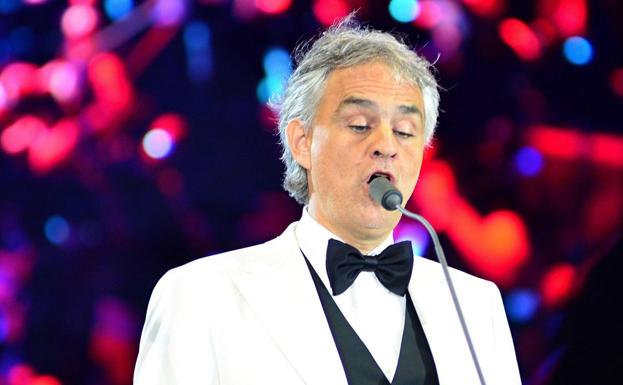 Andrea Bocelli pospone el concierto de esta noche en Starlite por motivos de salud