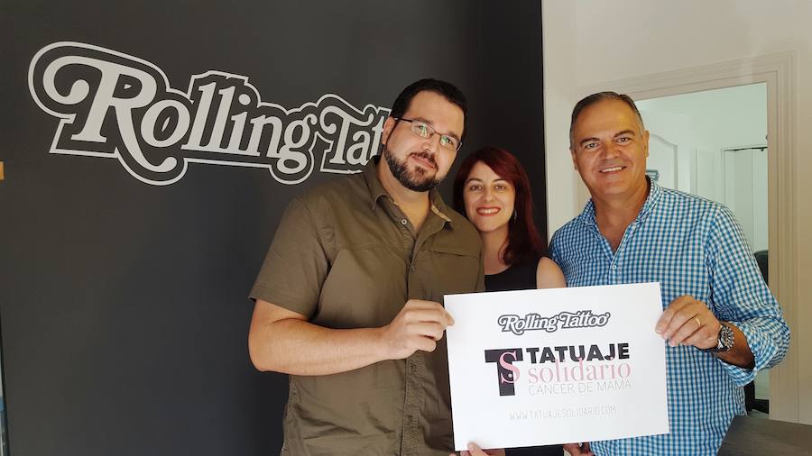 Tatuajes solidarios en Fuengirola