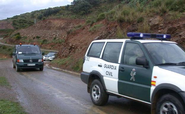 Hallan dos esqueletos humanos en el campo en Arenas y Mijas