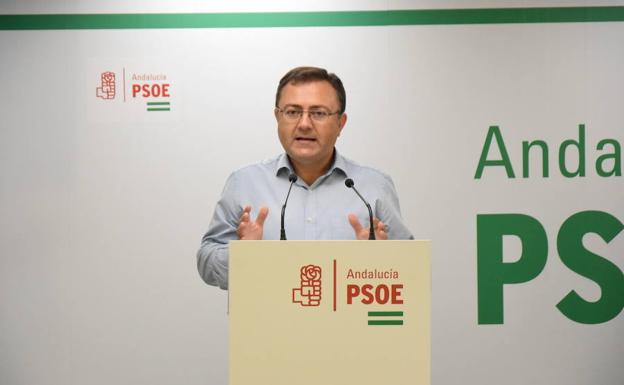 El PSOE pide en el Congreso una solución para los tramos con caravanas en la costa