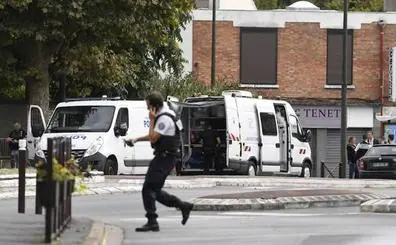Hallan material explosivo en una operación antiterrorista en el sur de París
