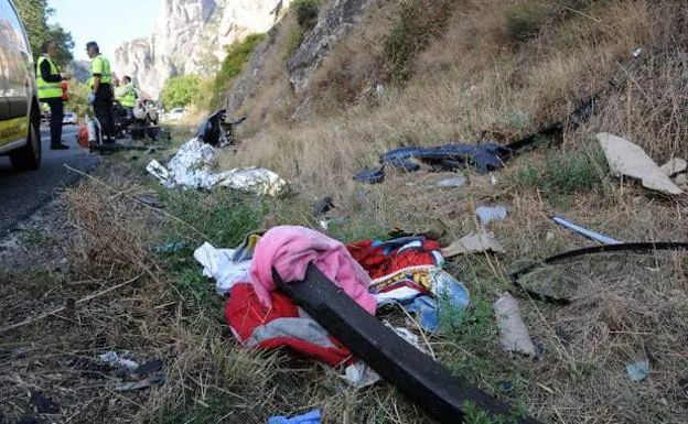 Doble drama tras el accidente de Burgos: El padre se durmió y los cinco fallecidos iban sin cinturón