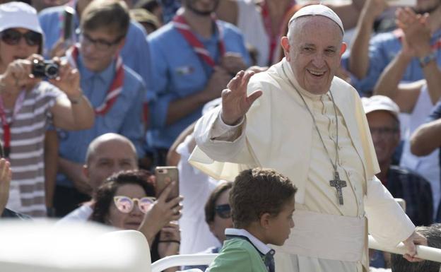 El Papa cambia su ruta hacia Colombia para evitar el huracán Irma