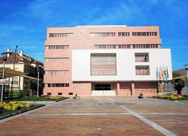Fuengirola investiga la ausencia de actas históricas de plenos de al menos 20 años