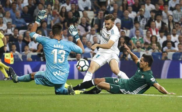 Adán, héroe bético en el Bernabéu