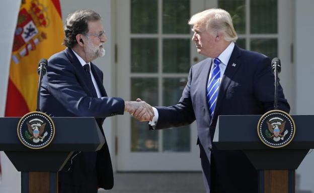 Trump brinda su apoyo a Rajoy: «Sería una tontería que Cataluña no se quedara en España»