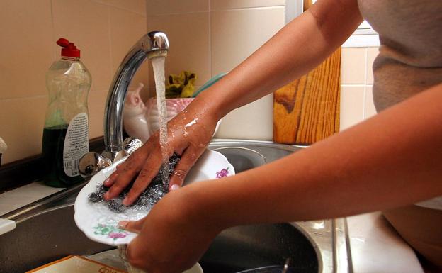 El PP da marcha atrás en el canon del agua de Málaga capital y pide a la Junta que cofinancien las obras