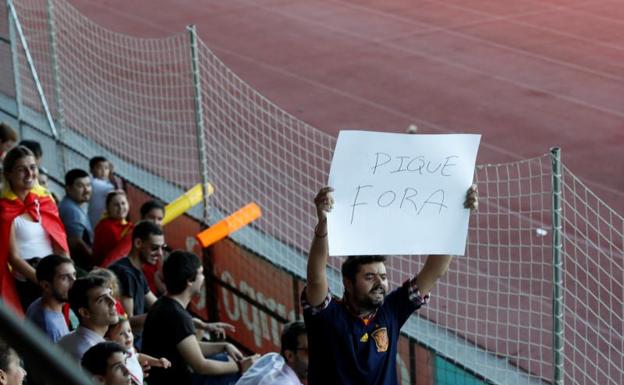 Piqué vive una jornada de ira en Las Rozas