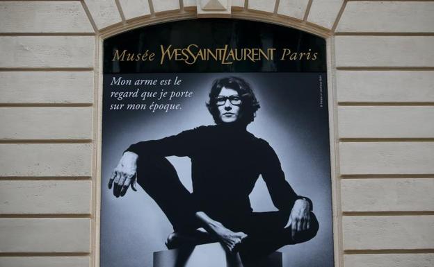 París celebra el legado de Saint Laurent con la apertura de su primer museo