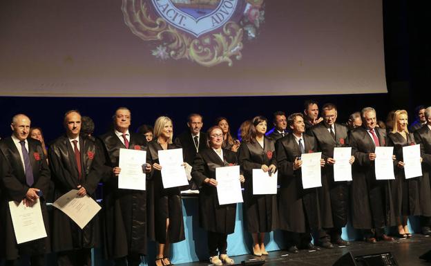 «Los abogados hemos ganado en rapidez pero hemos perdido en profundidad»